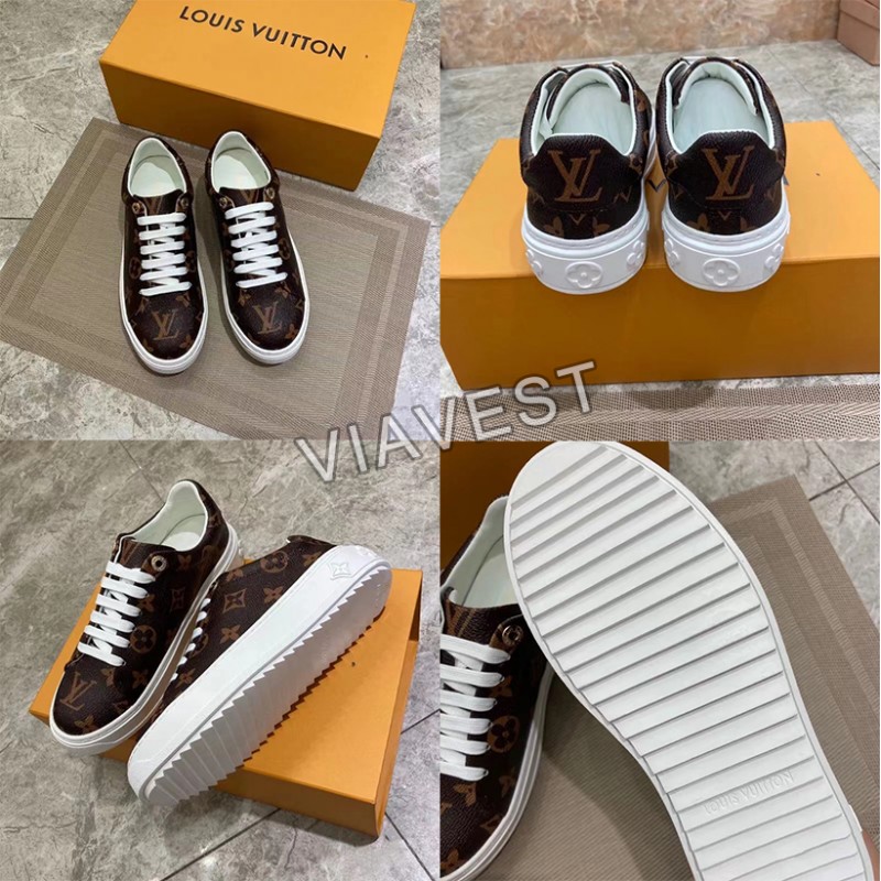 A pair of classic presbyopia sneakers with a box Free shipping 