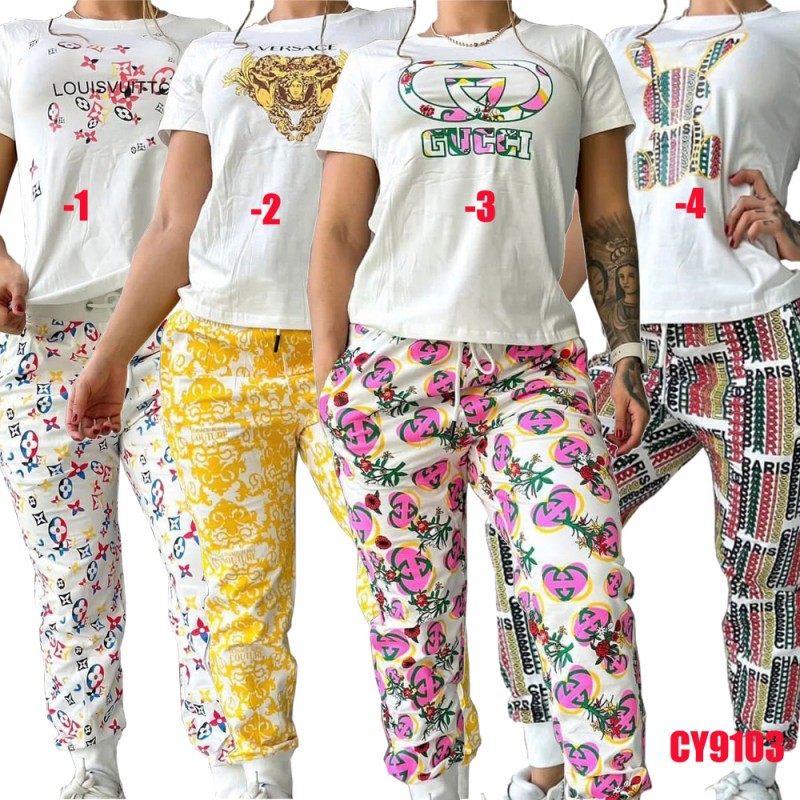 Two piece set of printed pants 